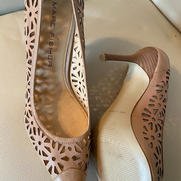 Marc Fisher - Picture 3 of 3